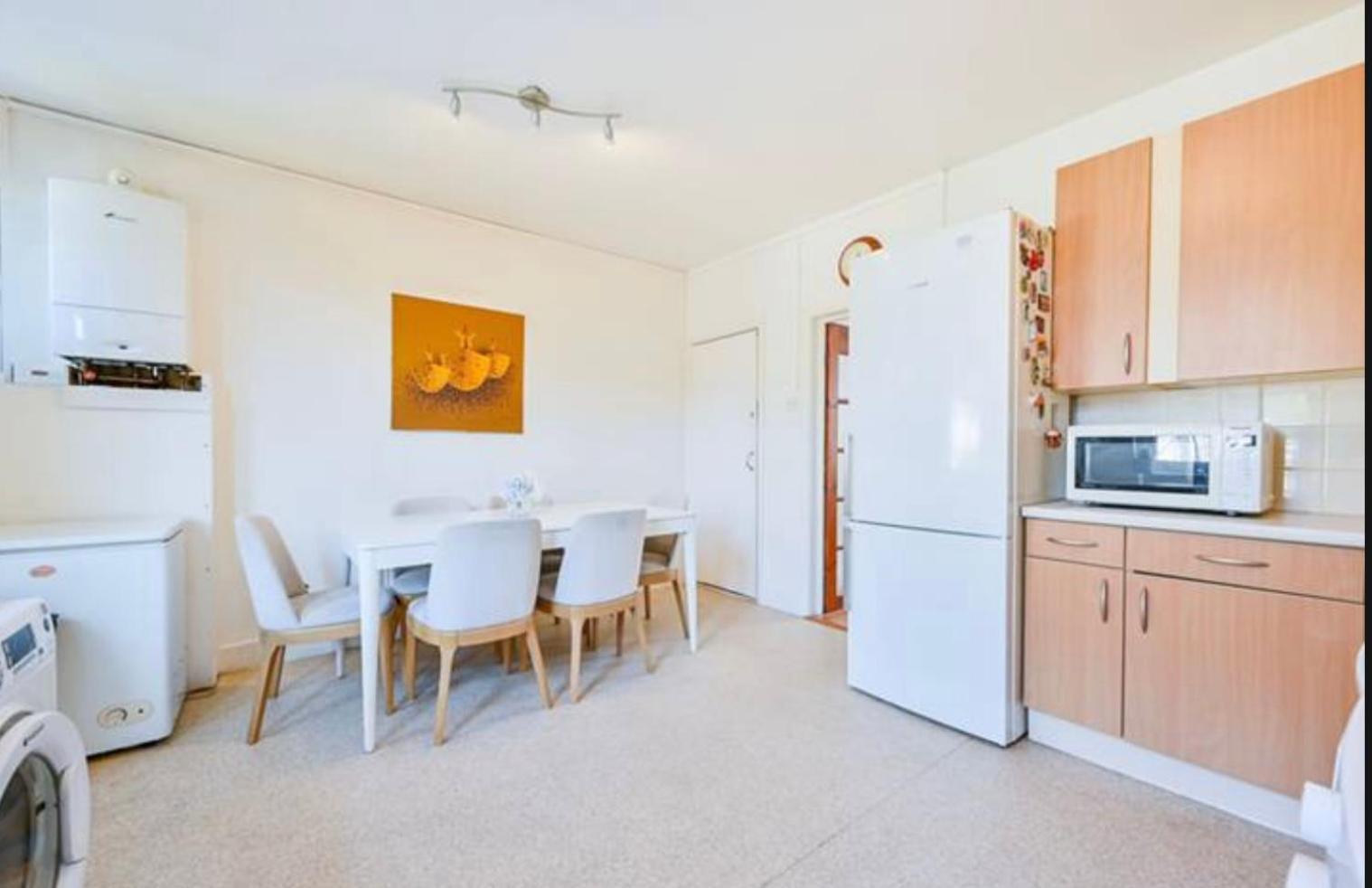 Zone 2 Holiday home London